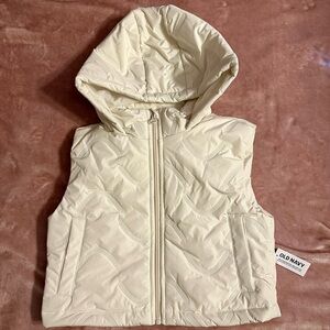 Old Navy Cream Water-Resistant Vest